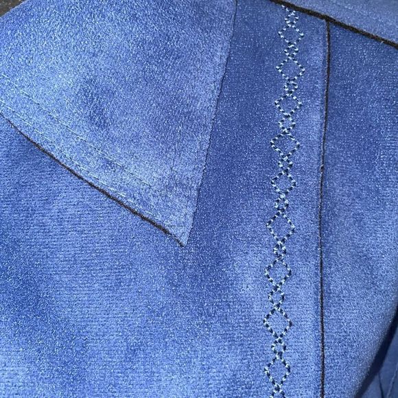 Alfred Dunner bright faux suede embroidered zip up jacket inside fleece - Picture 2 of 4